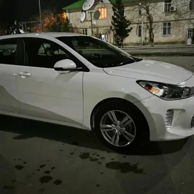 Kia Rio 2020