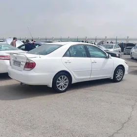 Toyota Camry 2004