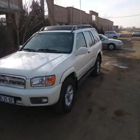 Nissan Pathfinder 2004