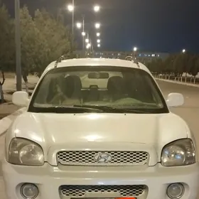 Hyundai Santa Fe 2003