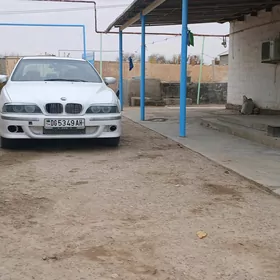 BMW 528 2003