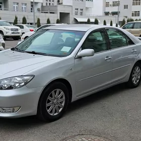 Toyota Camry 2003