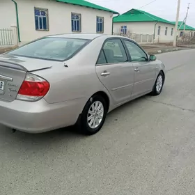 Toyota Camry 2005