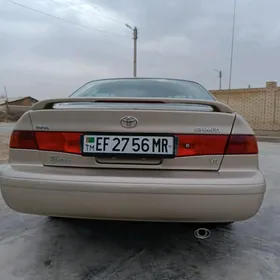 Toyota Camry 2000