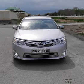 Toyota Camry 2012