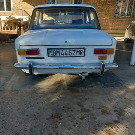 Lada 2104 1987