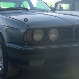 BMW 535 1989