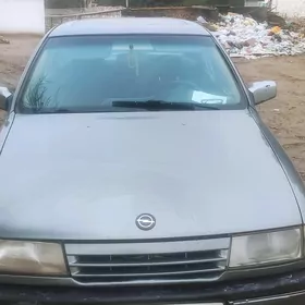 Opel Vectra 1992