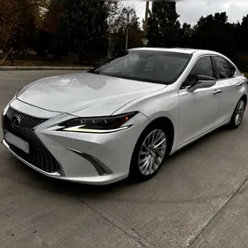 Lexus ES 350 2019