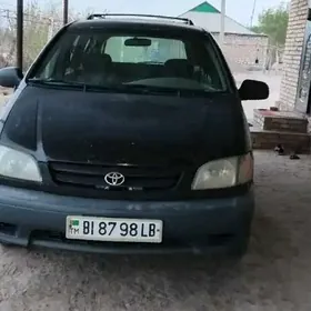 Toyota Sienna 2002