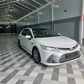 Toyota Camry 2022