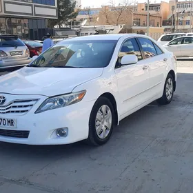 Toyota Camry 2011