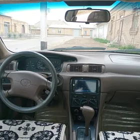 Toyota Camry 2000