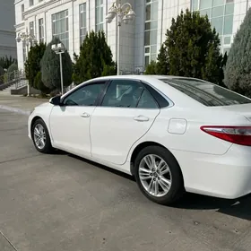 Toyota Camry 2016