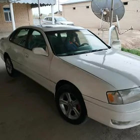 Toyota Avalon 1999