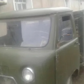 UAZ 2206 1989