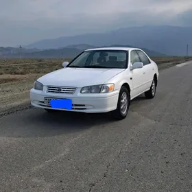 Toyota Camry 1999