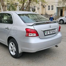 Toyota Yaris 2008