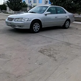 Toyota Camry 2001