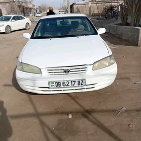 Toyota Camry 1998