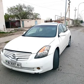 Nissan Altima 2009