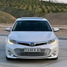 Toyota Avalon 2013