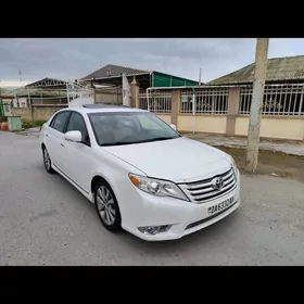 Toyota Avalon 2011