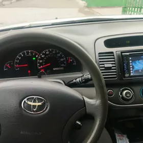 Toyota Camry 2005