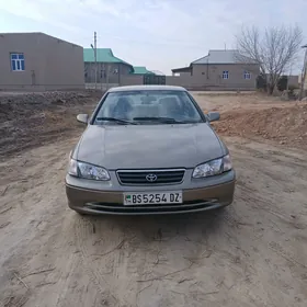 Toyota Camry 1998