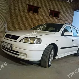 Opel Astra 2000