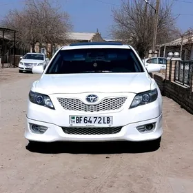 Toyota Camry 2010