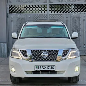 Nissan Patrol 2011