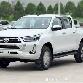 Toyota Hilux 2025