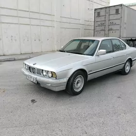 BMW 535 1990