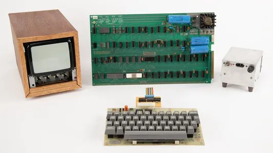 Редкий и полностью рабочий компьютер Apple-1 Bayville продан на аукционе за $375 000