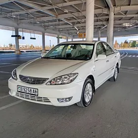 Toyota Camry 2005