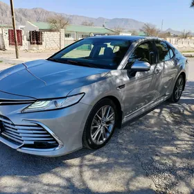 Toyota Camry 2018