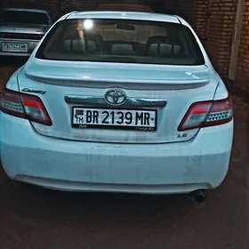 Toyota Camry 2010