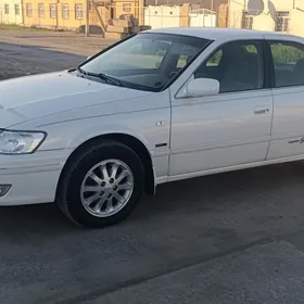 Toyota Camry 2000