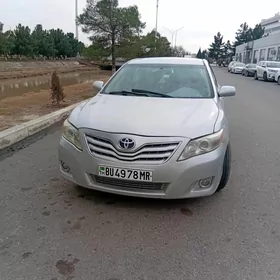 Toyota Camry 2010