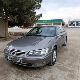 Toyota Camry 2000