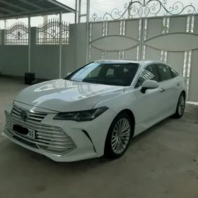 Toyota Avalon 2019