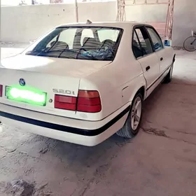 BMW 325 1992