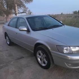 Toyota Camry 2000