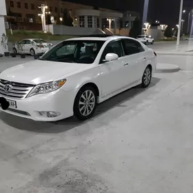 Toyota Avalon 2011