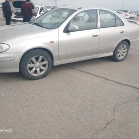 Nissan Sunny 2004