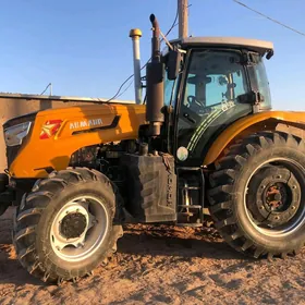 Case STX325 Accusteer 2021