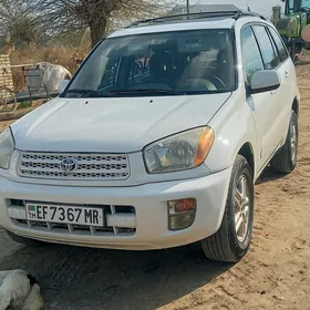 Toyota RAV4 2001