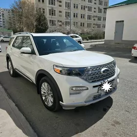 Ford Explorer 2022