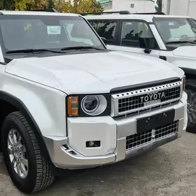 Toyota Land Cruiser Prado 2024